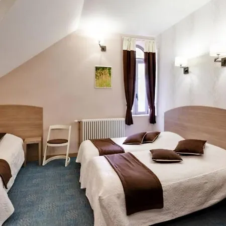 La Maison Des Officiers 3*