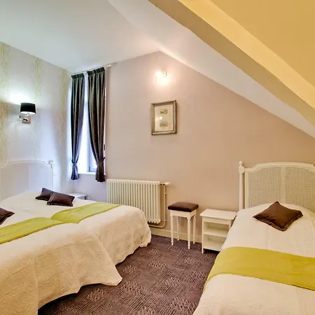 La Maison Des Officiers 3*