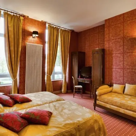 La Maison Des Officiers